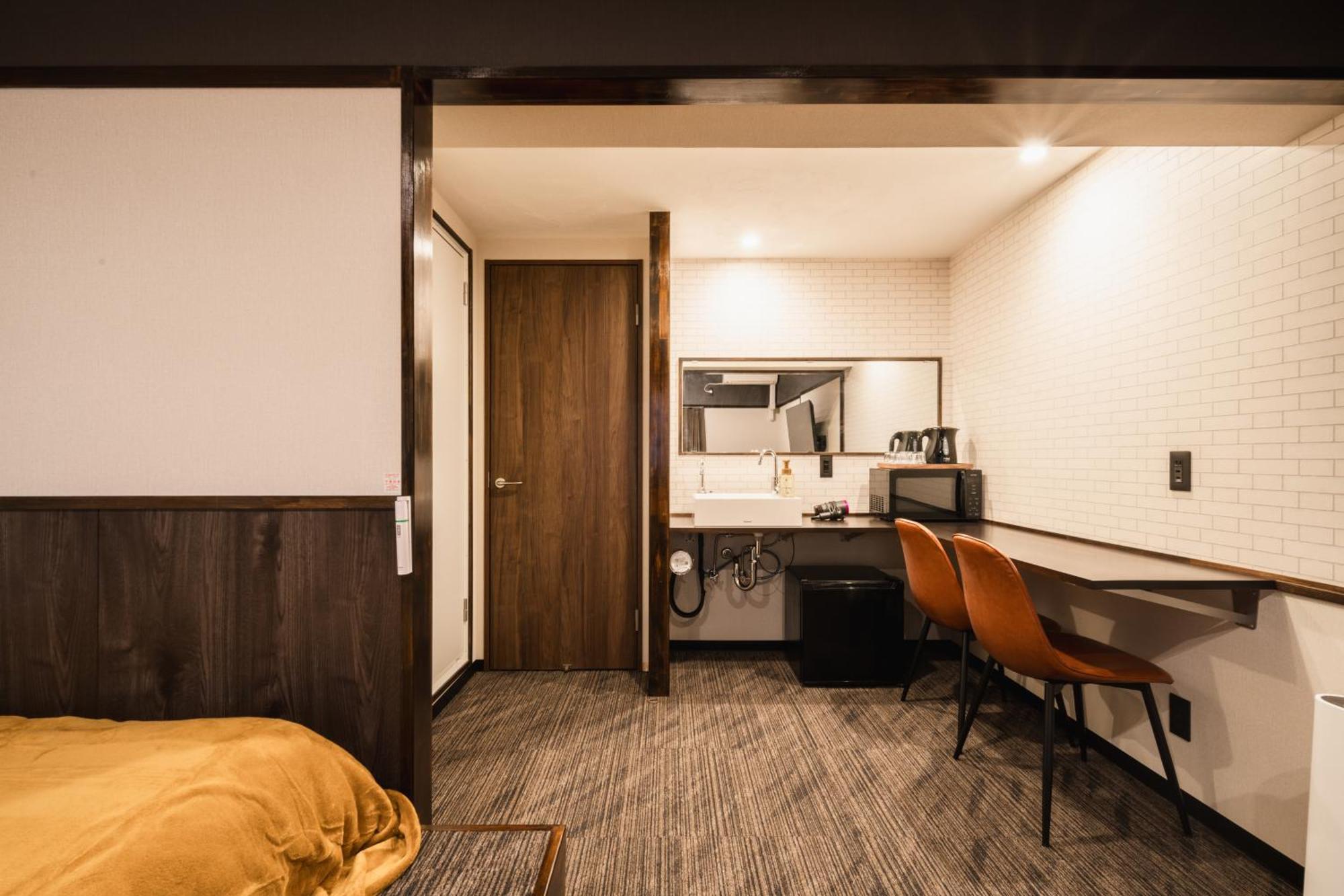 Hotel Akasaka Heights ฟูกุโอกะ ภายนอก รูปภาพ